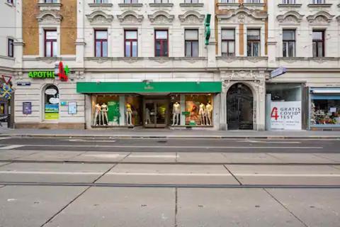 Fro-Media - Streetside Room 2 - Community Space Wina Bagian luar foto